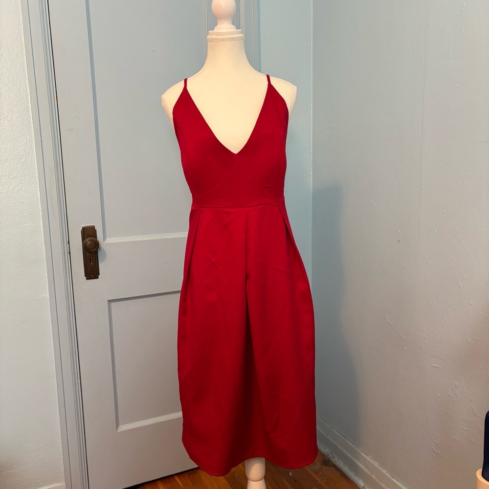 NWT V-Neck Low Back Red Midi Dress With Pockets
